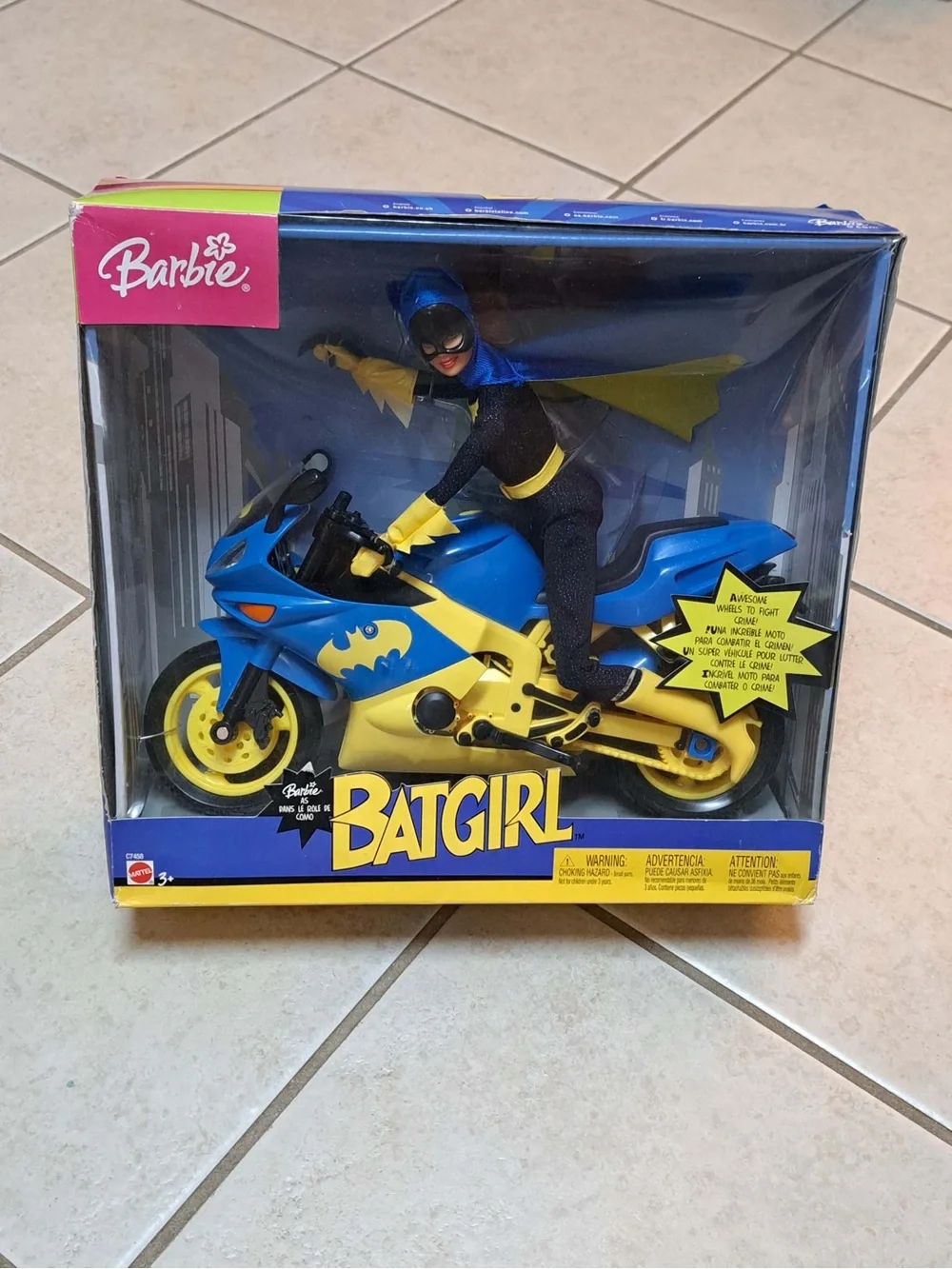 Barbie 2003 Mattel Barbie as Batgirl doll set (model C7458)
